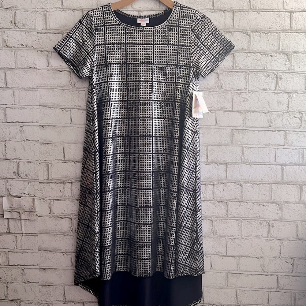 NEW!!! Short Sleeve Elegant LulaRoe Carly Dress Size XS navy and silver